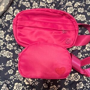 Never used Hot Pink Women's Steve Madden Mother daughter Crossbody/ waist Bag